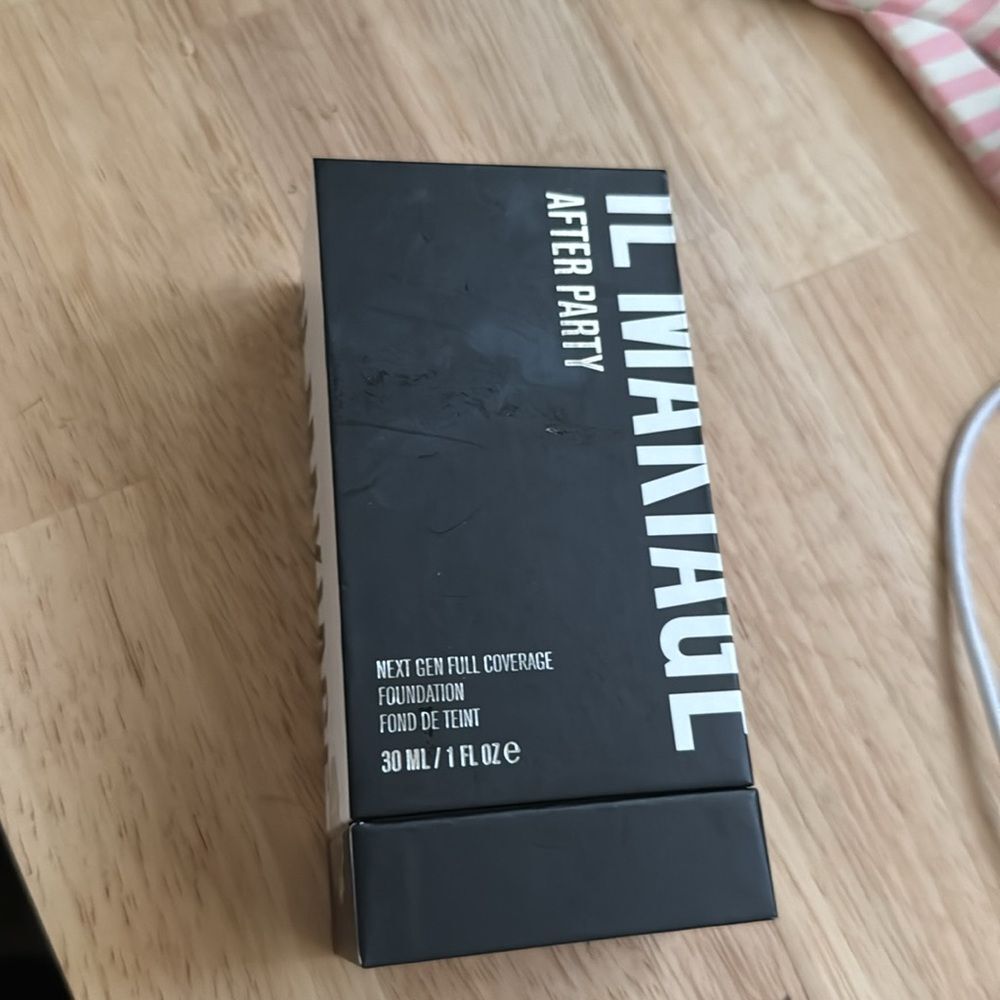 IL MAKIAGE Foundation Flawless Coverage Long-lasting After Party. color 200 new - Picture 7 of 10